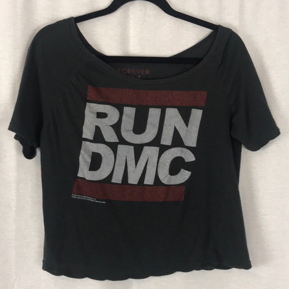 Forever 21 Tops - RUN DMC Crop Tee📀